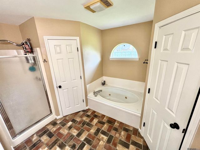 13931 Lynn St, Walker, LA 70785