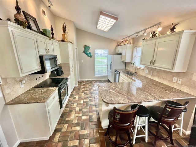 13931 Lynn St, Walker, LA 70785