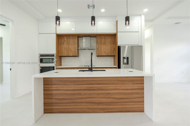 2834 NW 17TH PL, Cape Coral, FL 33993