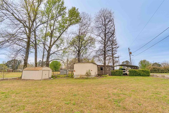 24 Barker Rd, Morrilton, AR 72110