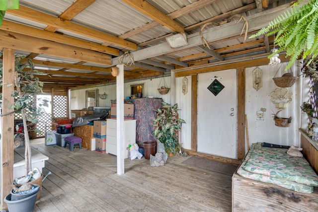 24 Barker Rd, Morrilton, AR 72110