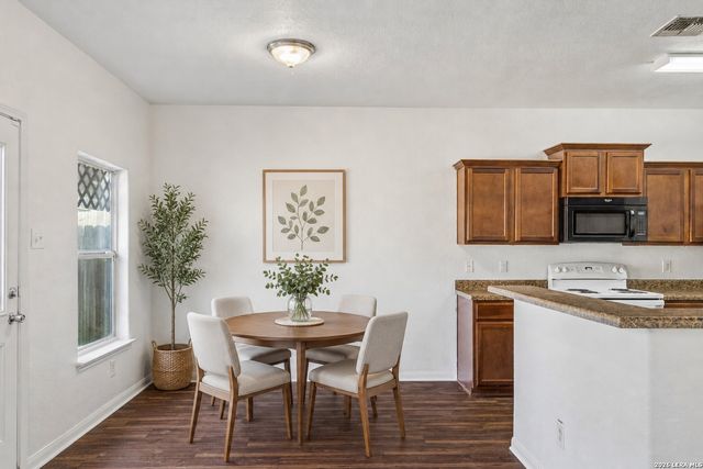 3931 SOUTHERN BLF, San Antonio, TX 78222