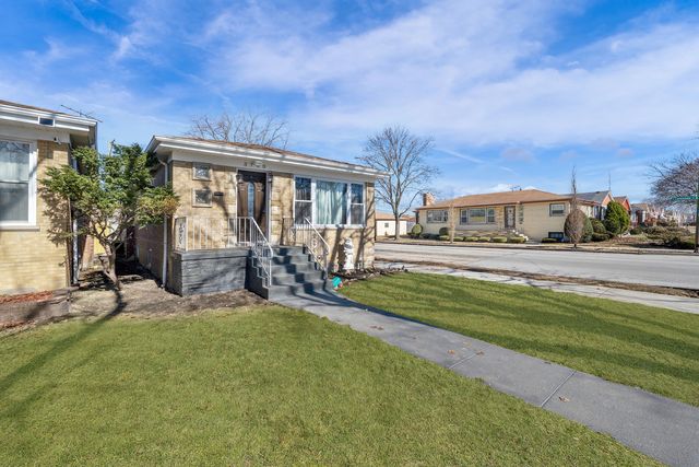 3700 W 81st Place, Chicago, IL 60652