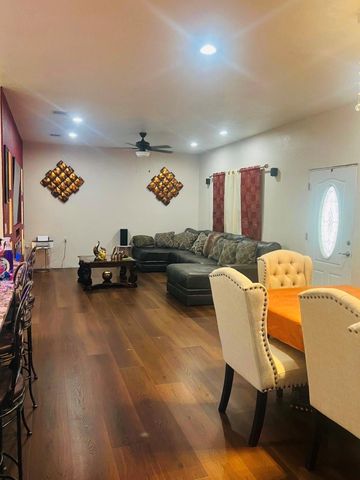 54 Road 5203, Cleveland, TX 77327