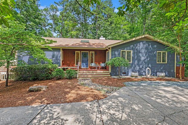 625 Kensington Drive, Chapel Hill, NC 27514