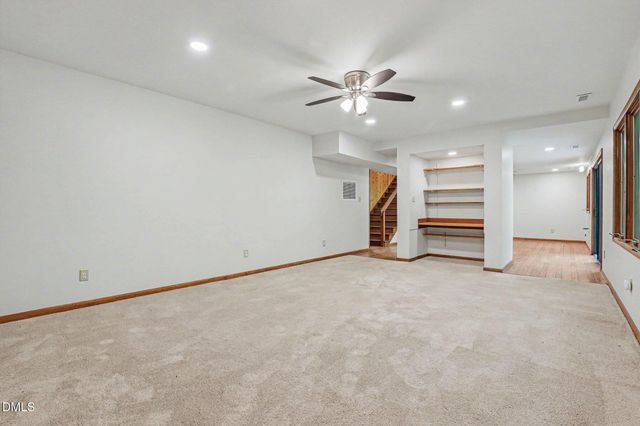 625 Kensington Drive, Chapel Hill, NC 27514