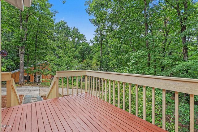 625 Kensington Drive, Chapel Hill, NC 27514