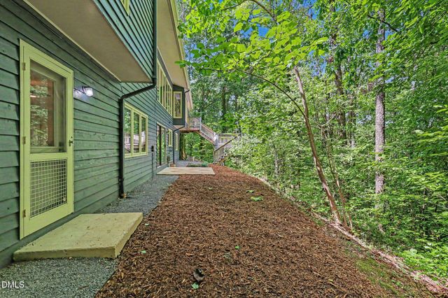 625 Kensington Drive, Chapel Hill, NC 27514