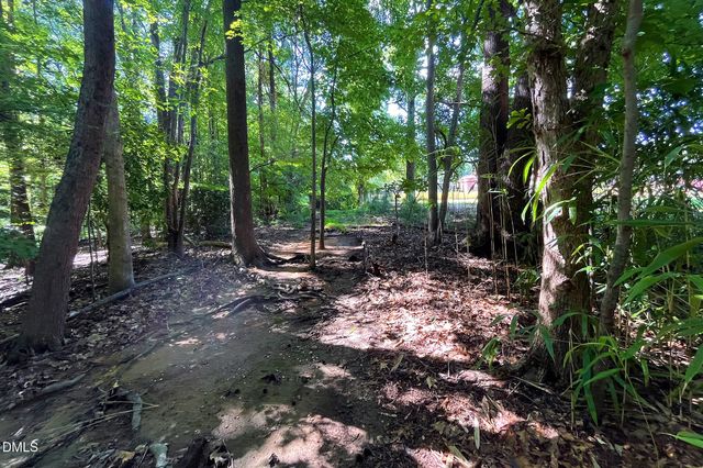 625 Kensington Drive, Chapel Hill, NC 27514