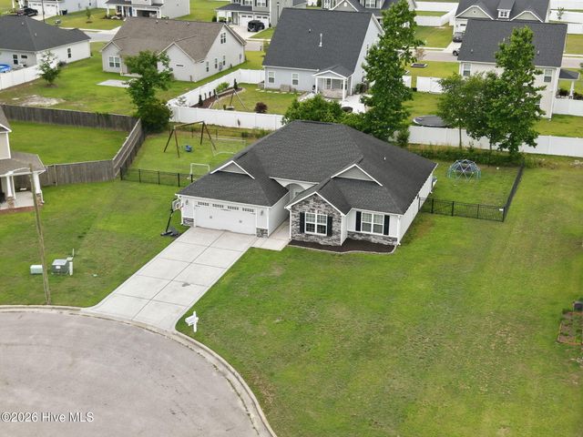 2996 Fox Glove Drive, Winterville, NC 28590