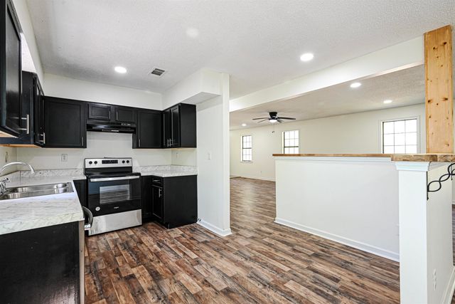 6126 WOODSTOCK HILLS DR, Millington, TN 38053