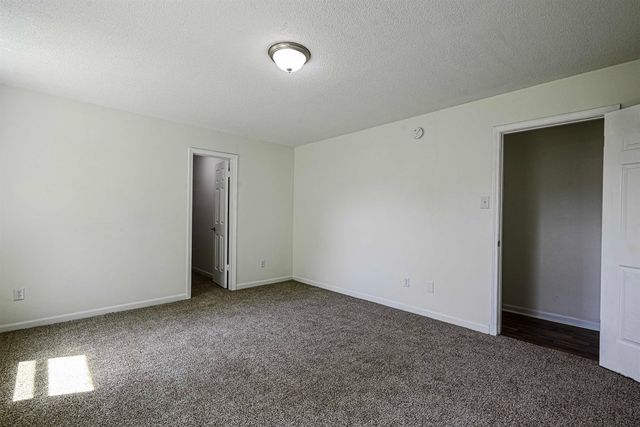 6126 WOODSTOCK HILLS DR, Millington, TN 38053