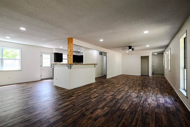 6126 WOODSTOCK HILLS DR, Millington, TN 38053