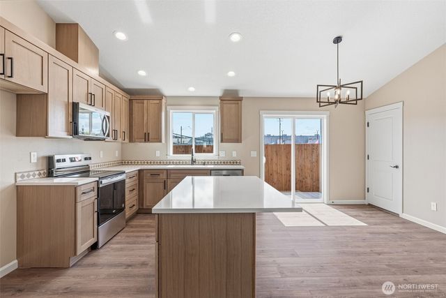 204 Douglas Street, Longview, WA 98632