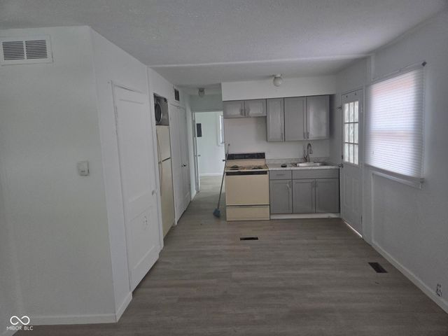 5236 Fletcher Avenue, Indianapolis, IN 46219