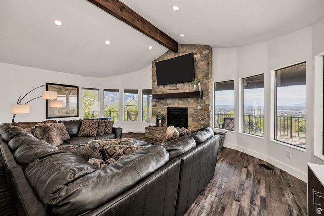 3951 N 550 W, Pleasant View, UT 84414