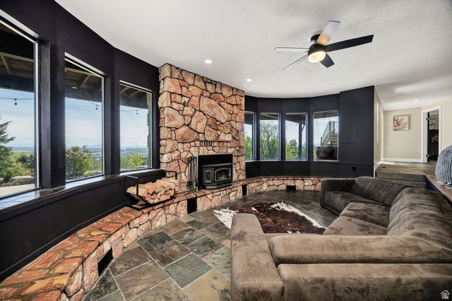 3951 N 550 W, Pleasant View, UT 84414