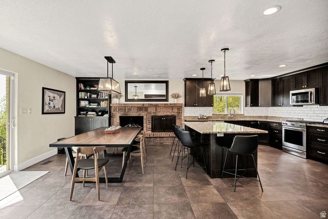 3951 N 550 W, Pleasant View, UT 84414