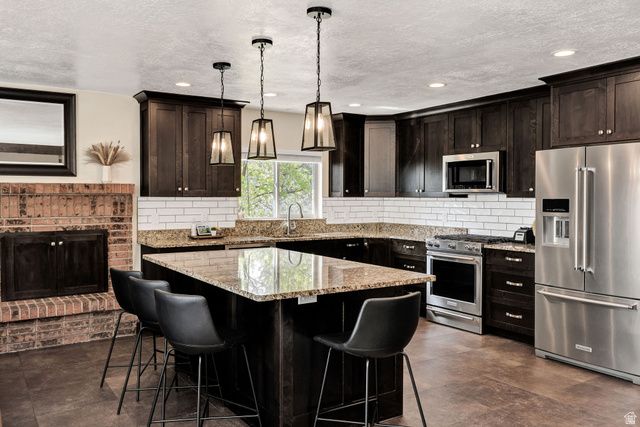 3951 N 550 W, Pleasant View, UT 84414