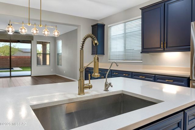 8322 W Spaulding Street, Tucson, AZ 85743