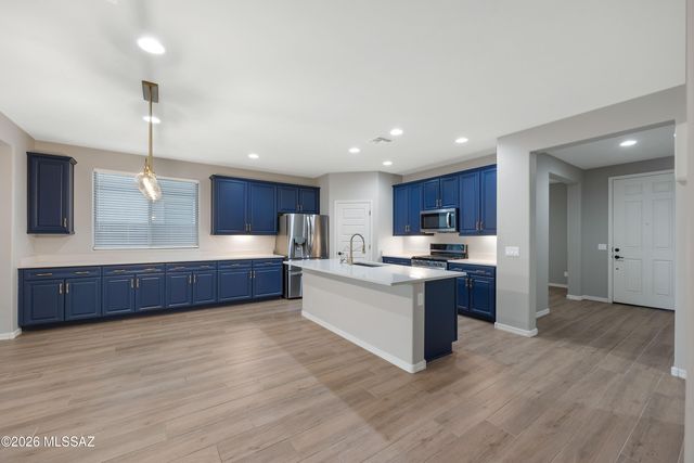 8322 W Spaulding Street, Tucson, AZ 85743