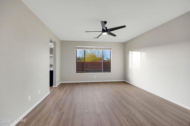 8322 W Spaulding Street, Tucson, AZ 85743