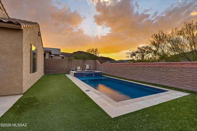 8322 W Spaulding Street, Tucson, AZ 85743