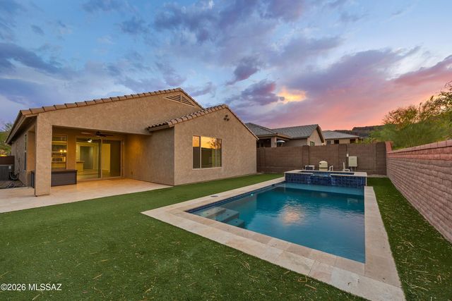 8322 W Spaulding Street, Tucson, AZ 85743