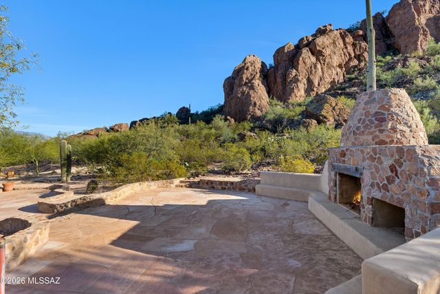 8322 W Spaulding Street, Tucson, AZ 85743