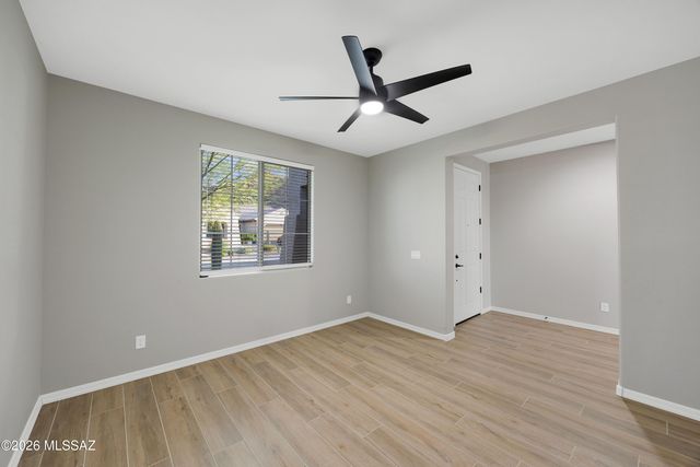 8322 W Spaulding Street, Tucson, AZ 85743
