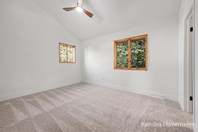 6785 Gran Via Drive, Rockford, MI 49341