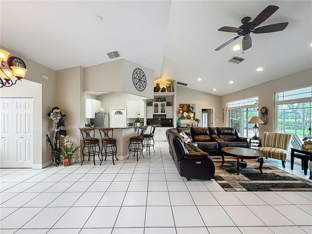 104 PAR PLACE, Lake Mary, FL 32746