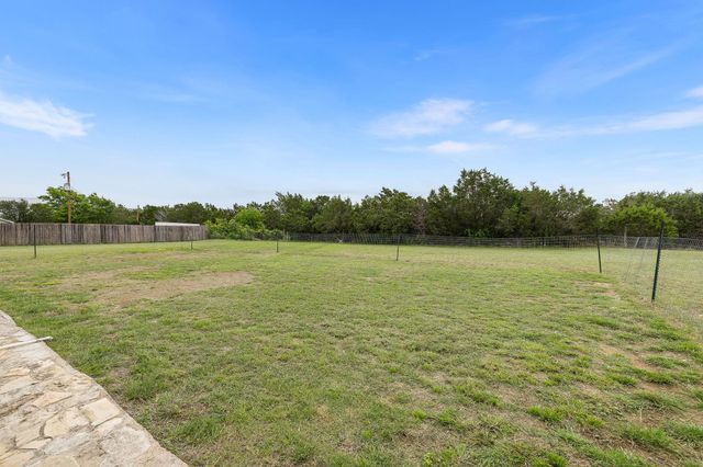 108 Independence DR, Liberty Hill, TX 78642