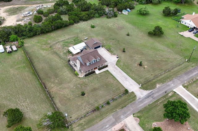 108 Independence DR, Liberty Hill, TX 78642
