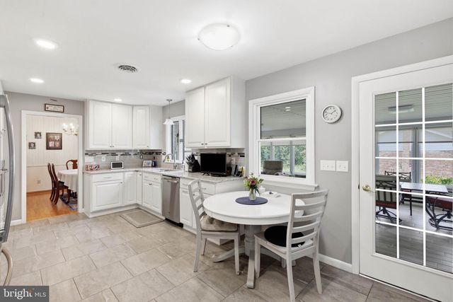 1007 BEAR CREEK RD, Elizabethtown, PA 17022