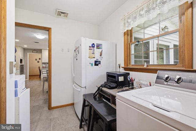 1007 BEAR CREEK RD, Elizabethtown, PA 17022