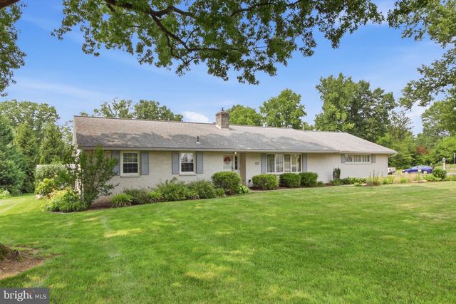 1007 BEAR CREEK RD, Elizabethtown, PA 17022
