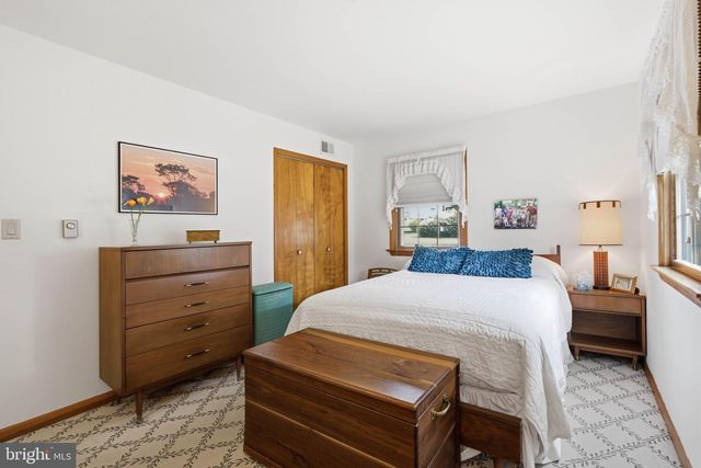 1007 BEAR CREEK RD, Elizabethtown, PA 17022