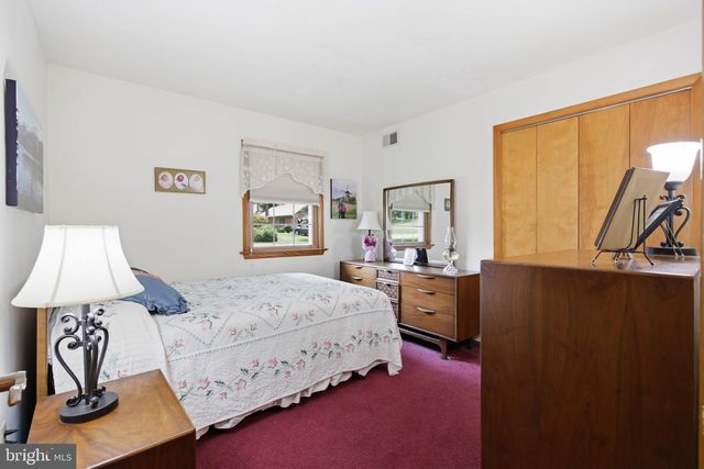 1007 BEAR CREEK RD, Elizabethtown, PA 17022