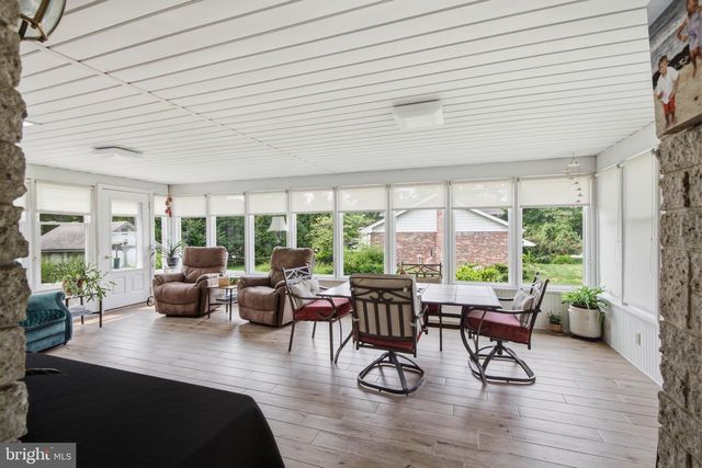 1007 BEAR CREEK RD, Elizabethtown, PA 17022