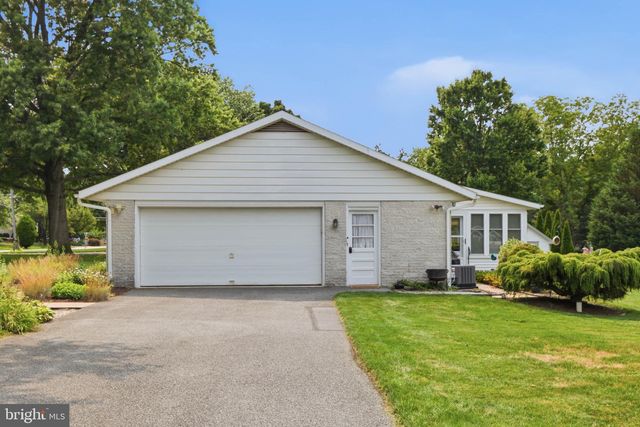 1007 BEAR CREEK RD, Elizabethtown, PA 17022