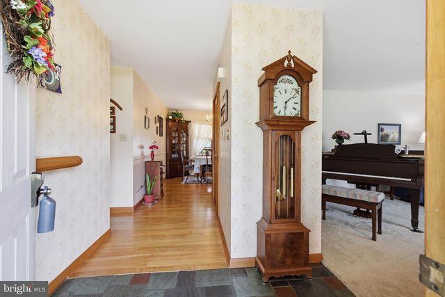 1007 BEAR CREEK RD, Elizabethtown, PA 17022