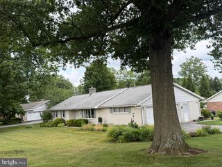 1007 BEAR CREEK RD, Elizabethtown, PA 17022