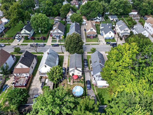 3525 W 49th Street, Cleveland, OH 44102
