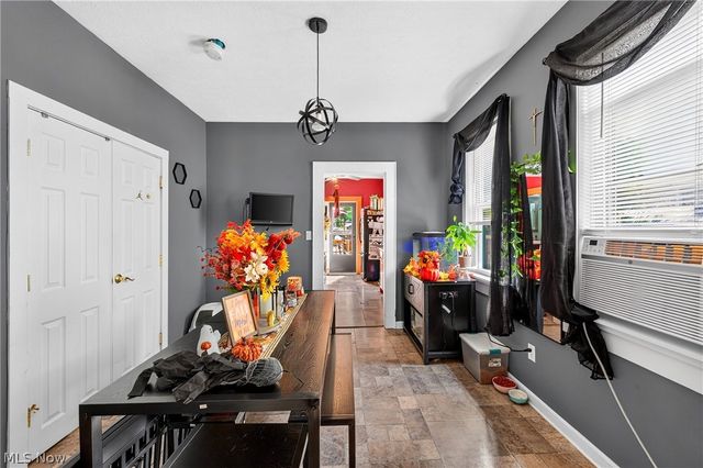 3525 W 49th Street, Cleveland, OH 44102