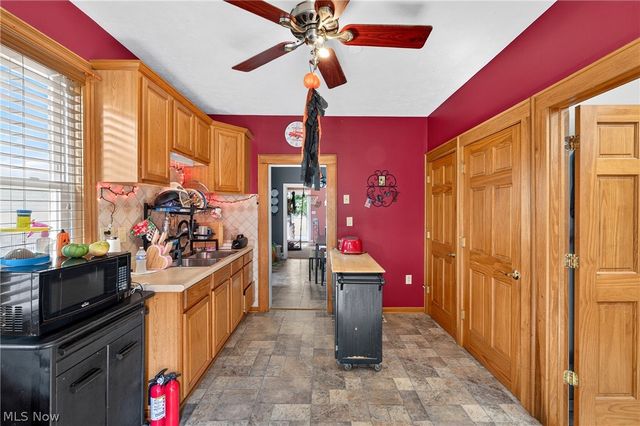3525 W 49th Street, Cleveland, OH 44102