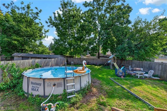 3525 W 49th Street, Cleveland, OH 44102