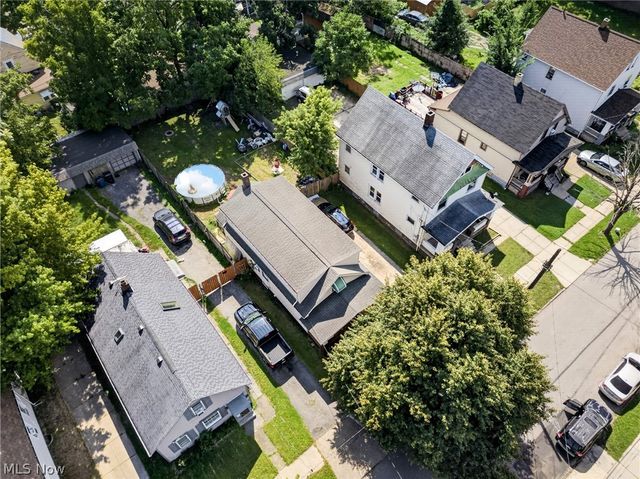 3525 W 49th Street, Cleveland, OH 44102