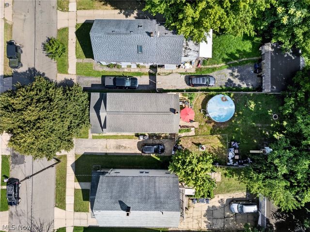 3525 W 49th Street, Cleveland, OH 44102