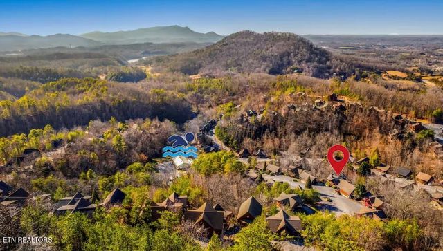 1615 Pinewood Way, Sevierville, TN 37862